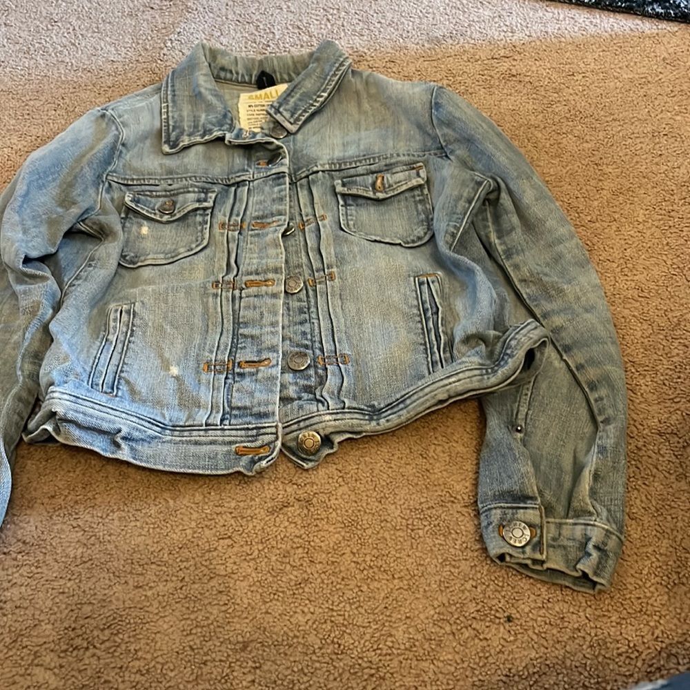 J crew small jean jacket‎ - Picture 3 of 8